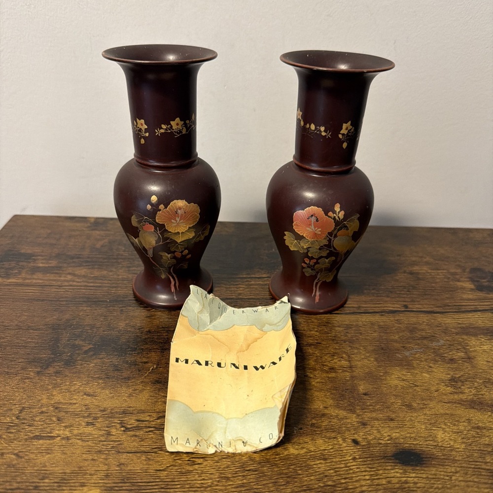 VTG Lot of 2 Maruni Lacquerware 6" Bud Vases, Floral Theme, 1940s Occupied Japan